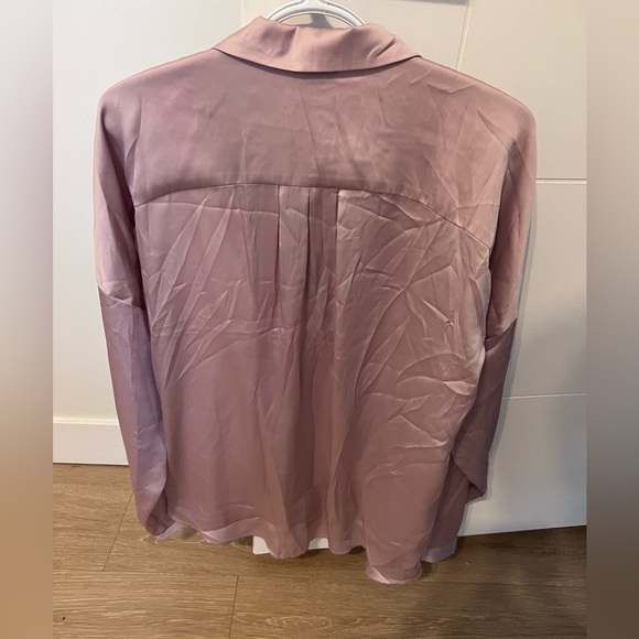 Pink blouse - Picture 2 of 3